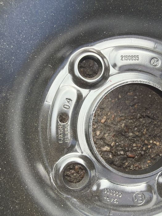 Felgi stalowe 15’ Ford 4x108 Felgi ford serwis opon Wroclaw
