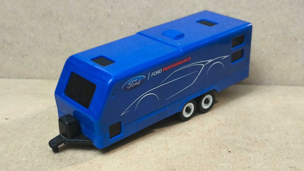 Модель прицеп, дом на колесах Ford ~ 1:43 Maisto