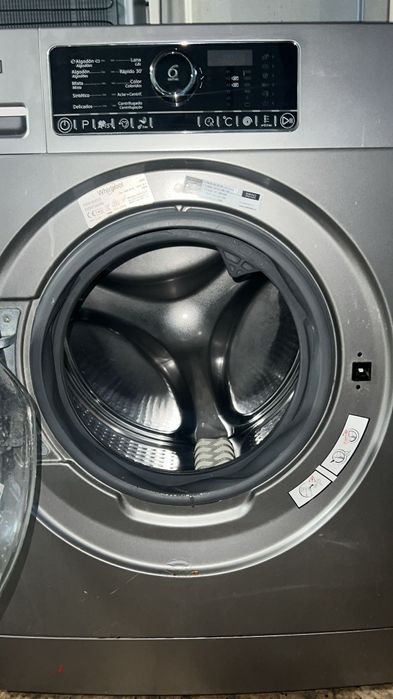 Máquina de Lavar Whirlpool 8kg – Inox (Tecnologia ZEN + 6th Sense)

Má