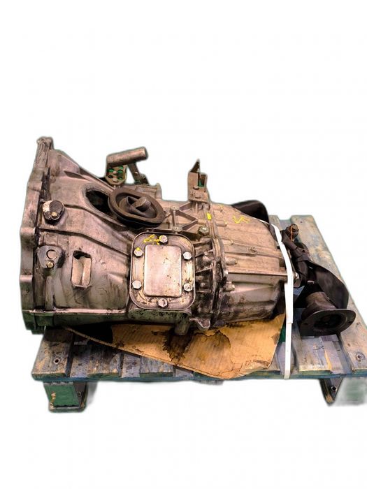 Caixa Velocidades Manual - 1323050010 - IVECO DAILY III Caixa