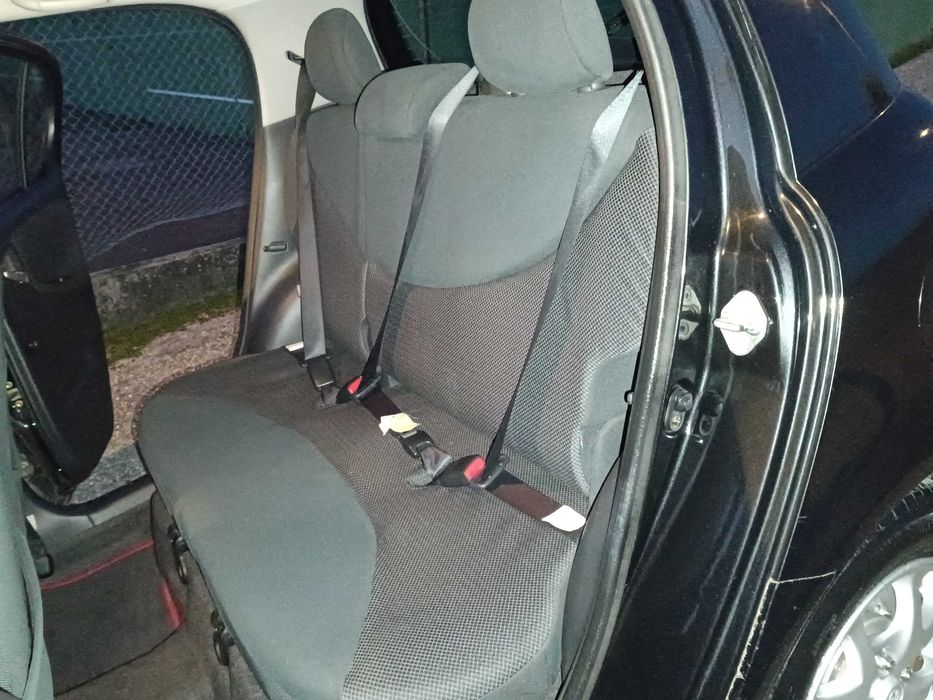 Toyota Yaris 1.0 VVT-i.69CV.Como Novo! 144.589Kms!Negociável-URGENTE!