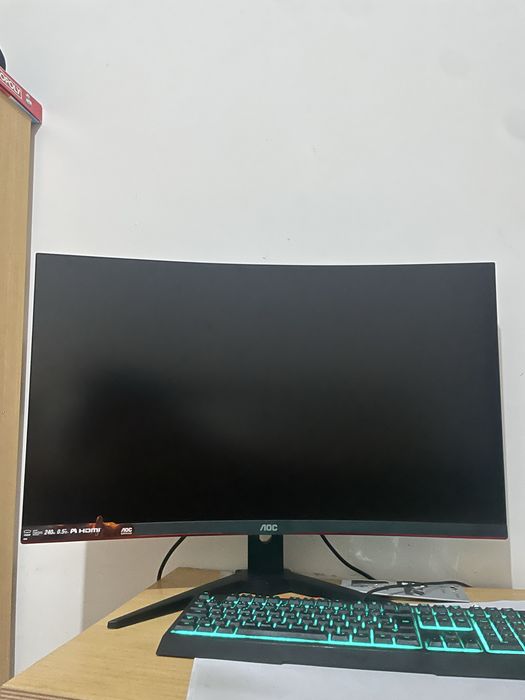 Monitor Gaming AOC 32’’ Curvo 240Hz Leiria, Pousos, Barreira E Cortes ...