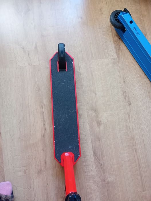 Hulajnoga Decathlon oxelo czerwona