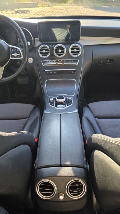Mercedes-benz C220D 9G-TRONIC 2018