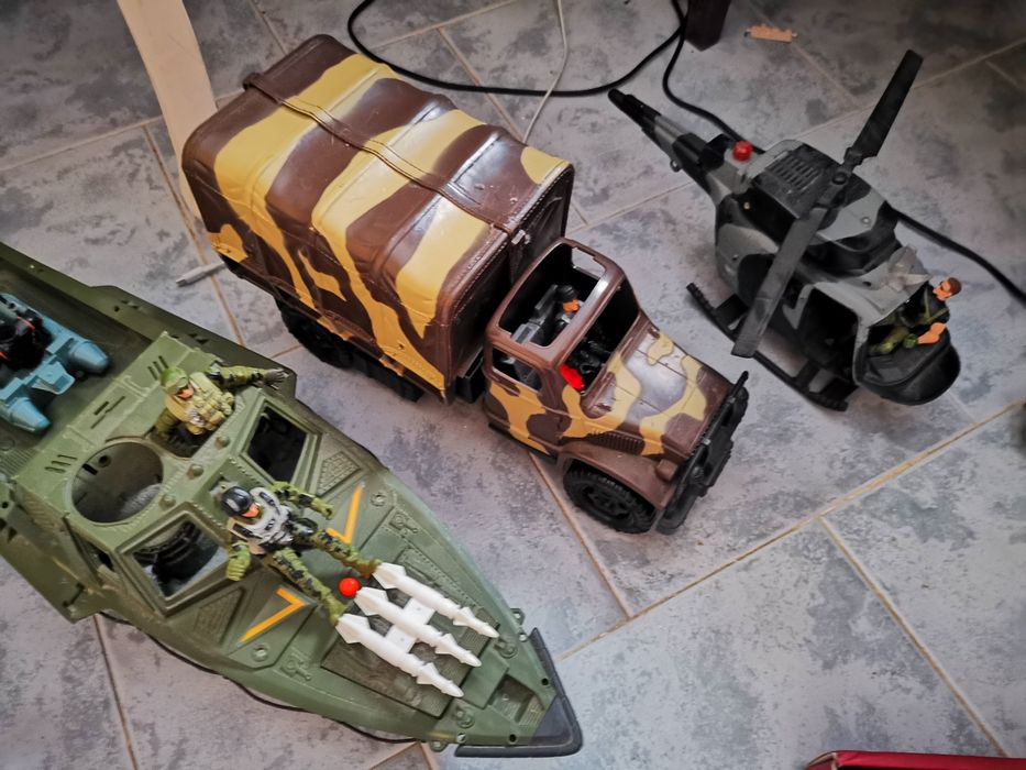 Brinquedos guerra grande porte