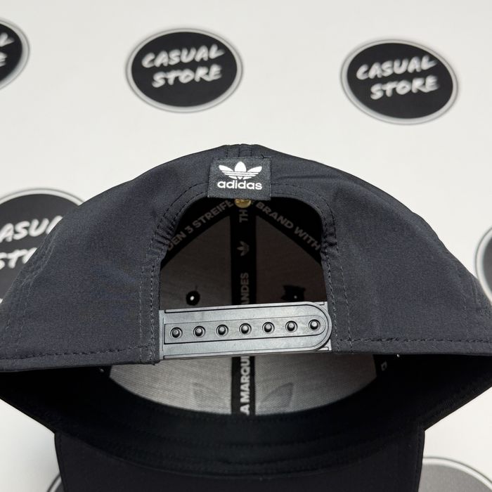 ОРИГІНАЛ Чоловіча Кепка Adidas Чорна з США