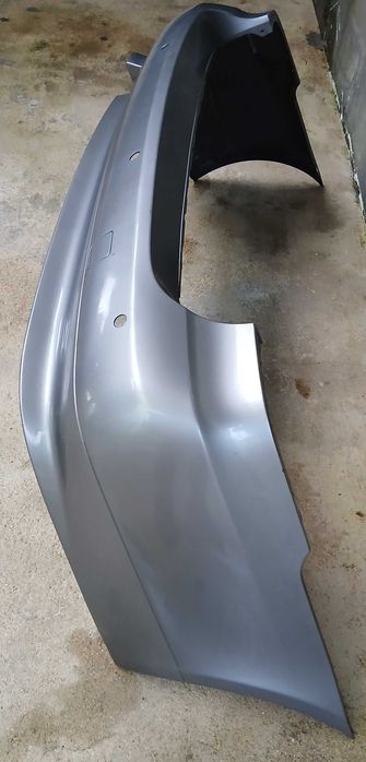Para-choques traseiro BMW para BMW Série 5 E61 Touring em bom estado.