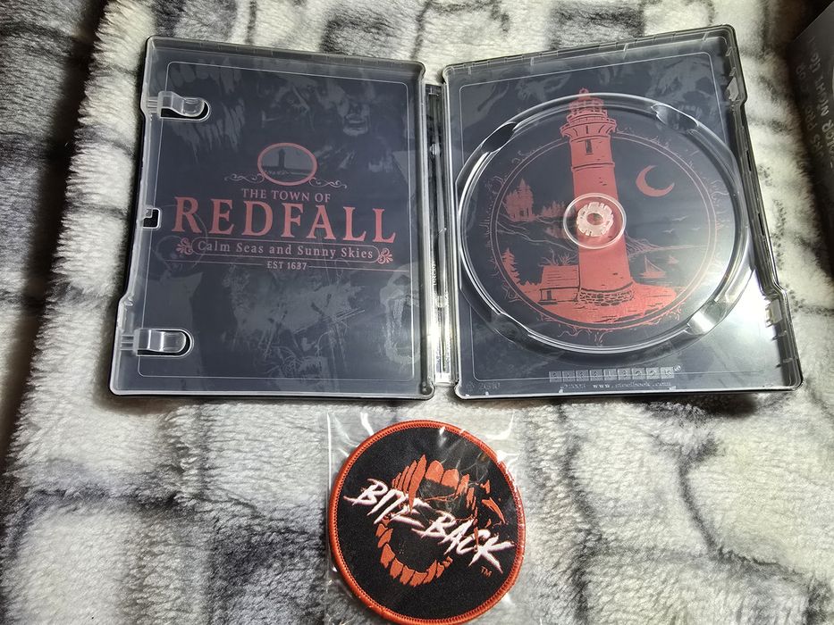RedFall steelbook i naszywka