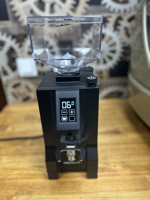 Кавомолка Eureka професійна Mignon SPECIALITA 55 CR