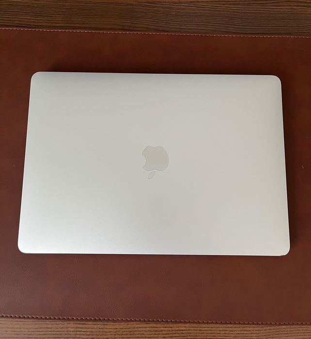 MacBook Air M1 2020 8GB/256GB pęknięta matryca