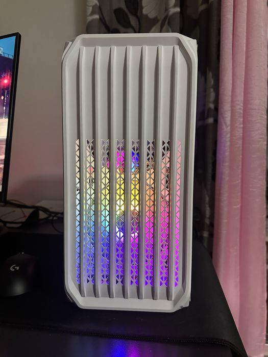 Computador Desktop i5 com 8GB RAM – Caixa Nova