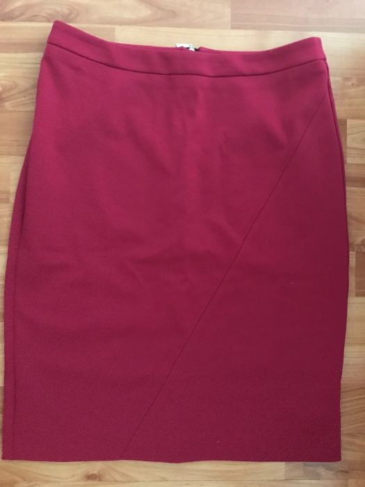 Komplet pięciu spódnic 38-40