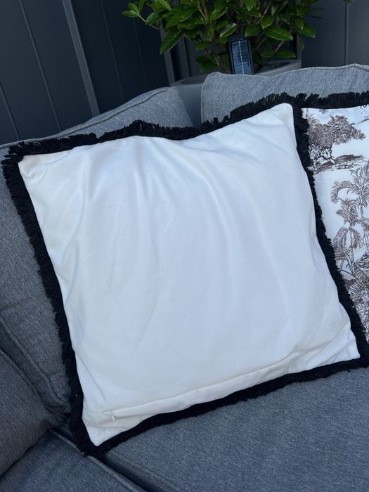 Dwie poszewki na poduszki z motywem Safari Sinsay