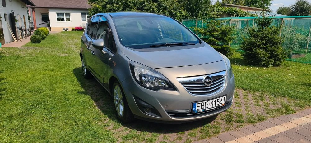 Opel Meriva Sprzedam OPEL Meriva 1.7 CDTI