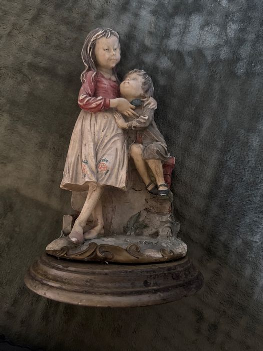 Figurka Giuseppe Armani „Rodzeństwo” – Florence Capodimonte | Oryginał Włochy
