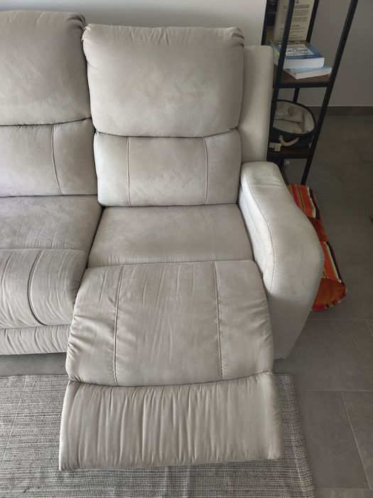 Sofa 3 pessoas como novo