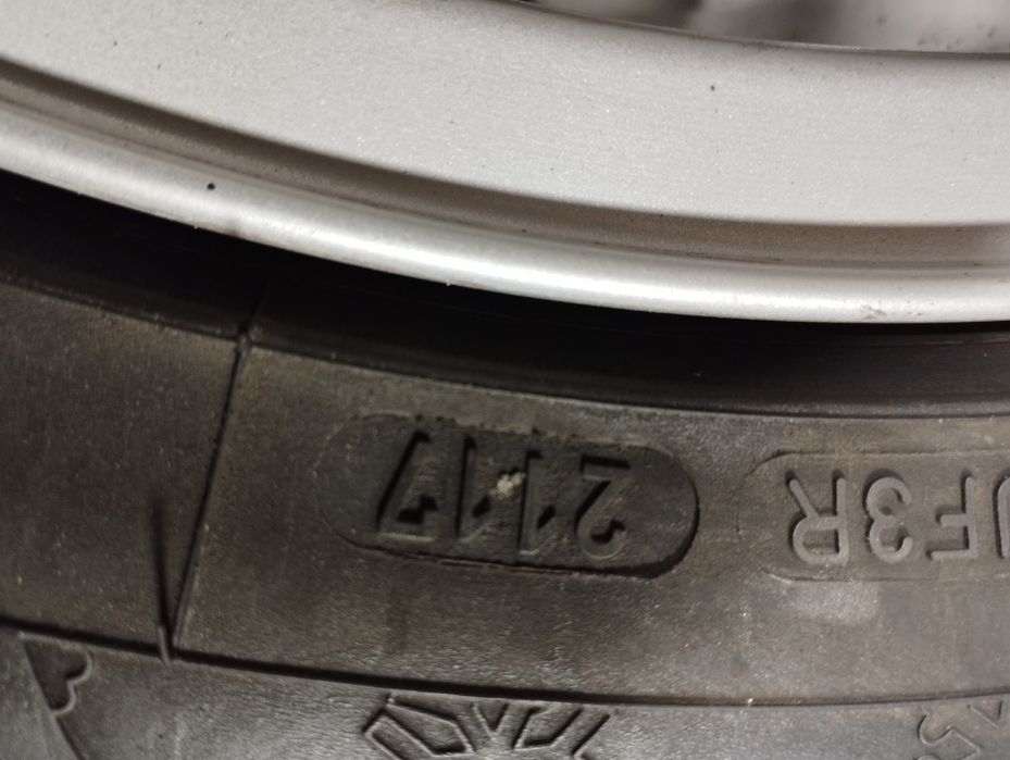 Оригінальні легкосплавні диски Ауді 5*112 з зимовими шинами 205/55/16