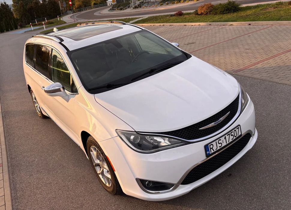 Chrysler Pacifica