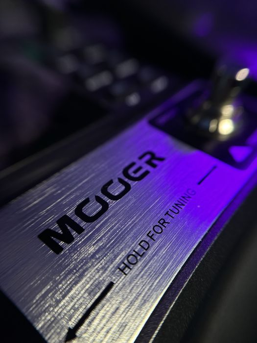 Електрогітара Jackson JS RR 35 з процесором Mooer GE 100 та кейсом