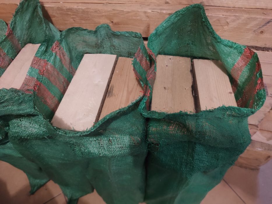 Drewno opałowe, kominkowe. rozpalkowe, sosnowe