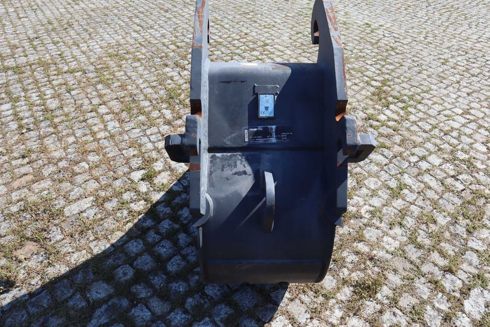 Balde escavação Ø60 L600 p/ 11-16 t