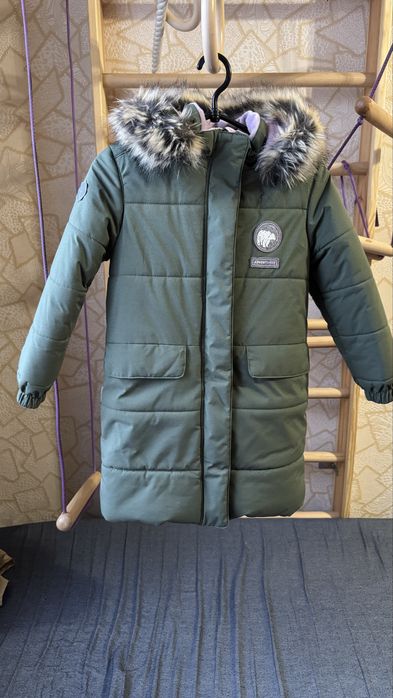 Зимове пальто на дівчинку