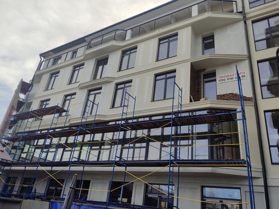 Продаж приміщень в центрі міста Коломия.