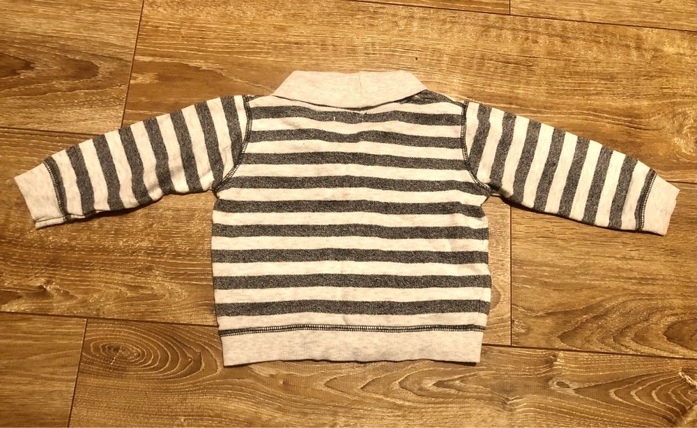 Sweterek chłopięcy w paski 92