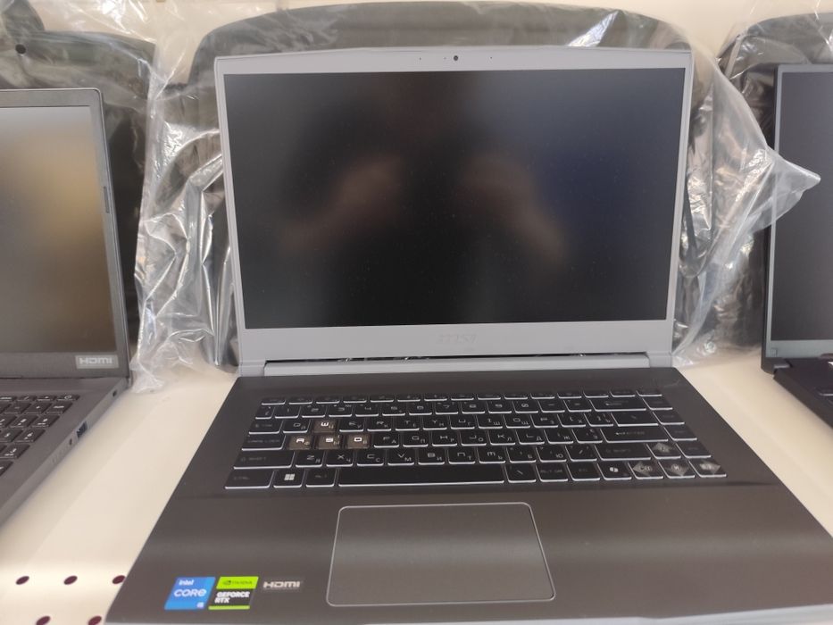 Ноутбук MSI Thin 15