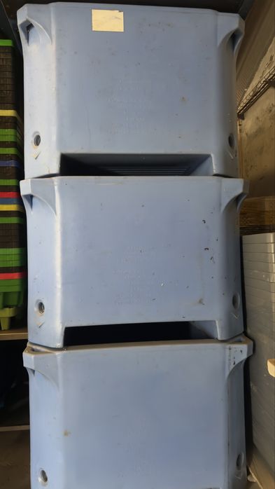 Dornas e cestos de plastico