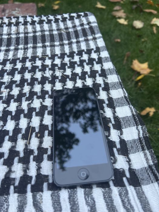 Продам iPhone 5 64gb 92%