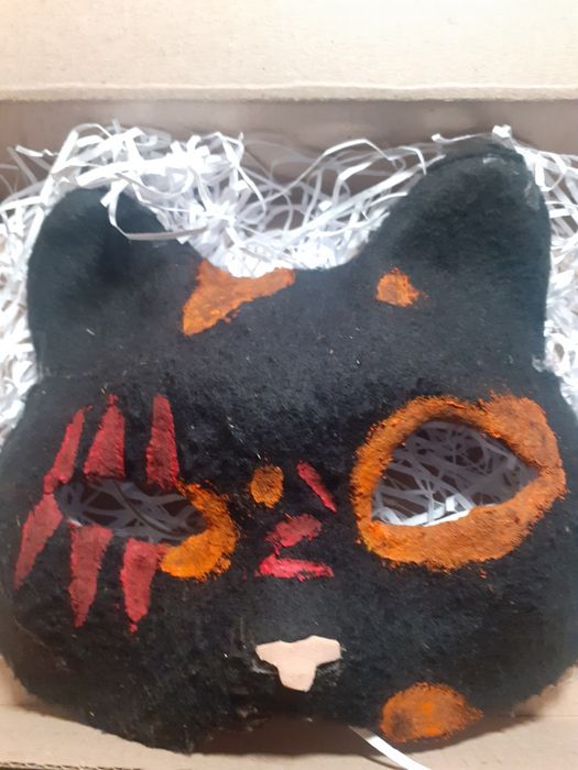 Маска для квадробики покрыта флысом на резинки