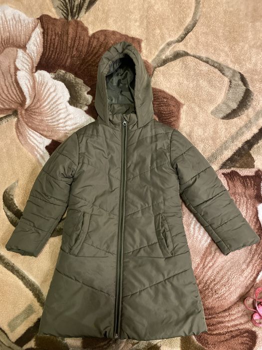 Зимова куртка, пальто  р. 122/128