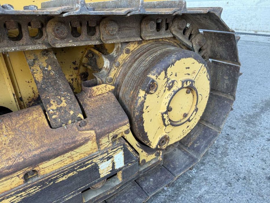 CAT D3GXL.