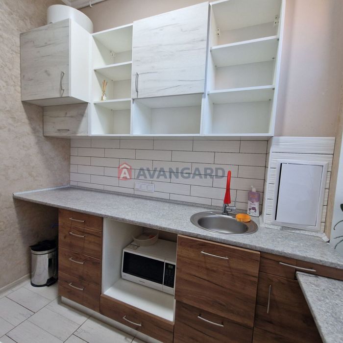 Продам 3к квартиру, лівий берег, ул. Новоселівська (