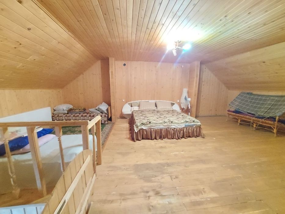 Продам дачний котедж на березі Дністра