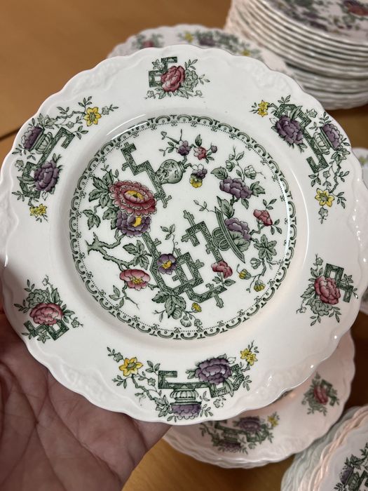 Servico royal doulton Sherbrooke