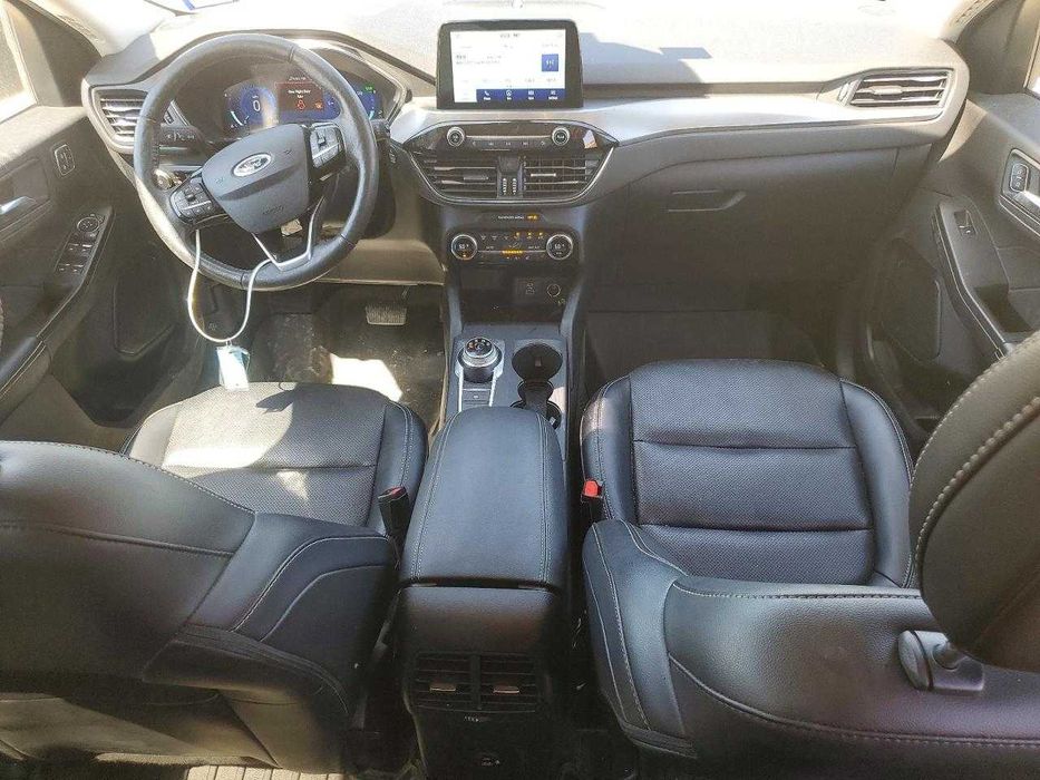 Ford Escape Hybrid Titanium 2021;