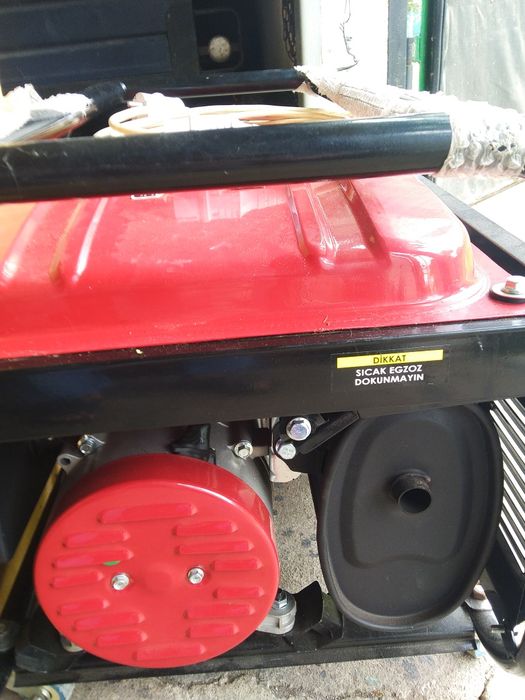 Продам генератор 3.5кв