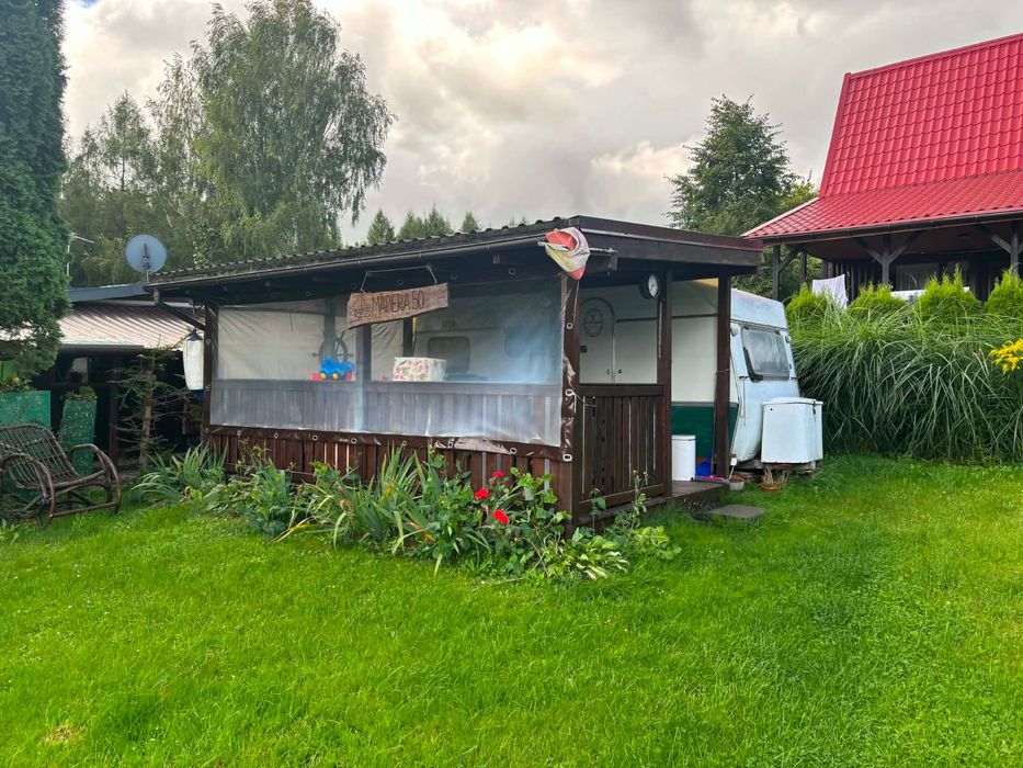 Sprzedam przyczepę kempingową z tarasem