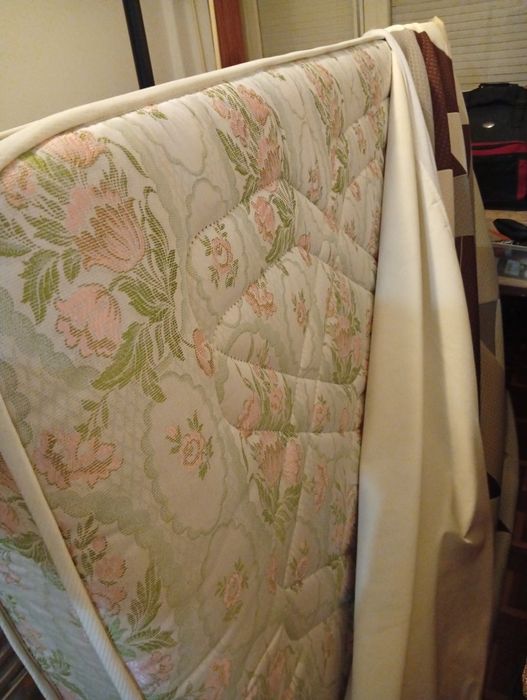 Colchão casal 1.4x1.80