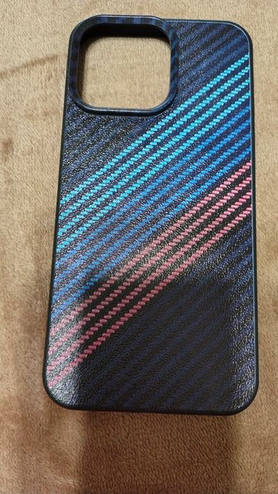Чехлы для IPHONE 15 PRO MAX в идеальном состоянии