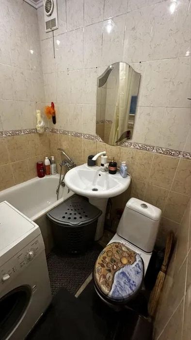 Продам 2-комн квартиру в районе Волжская ул.