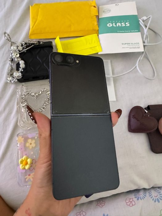 Samsung Z Flip 7 256gb preto