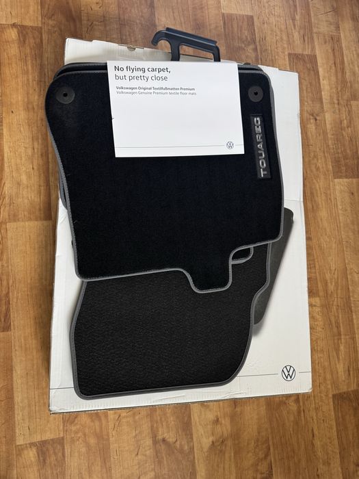 Коврики Оригінал VW Touareg ,Tiguan 3 7L 7P 76106150082V гума