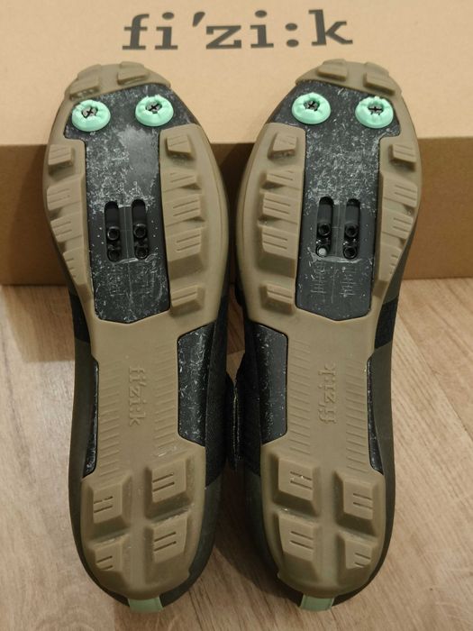 Sapatos de MTB Fizik Vento Ferox Carbon