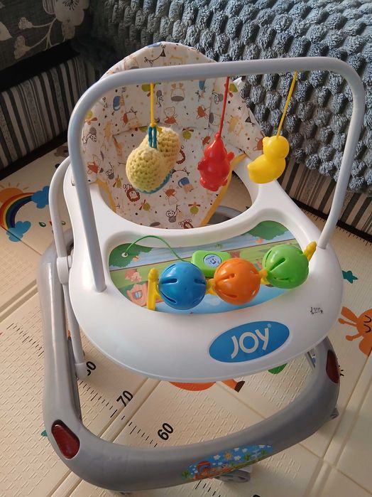 Ходунки дитячі в хорошому стані