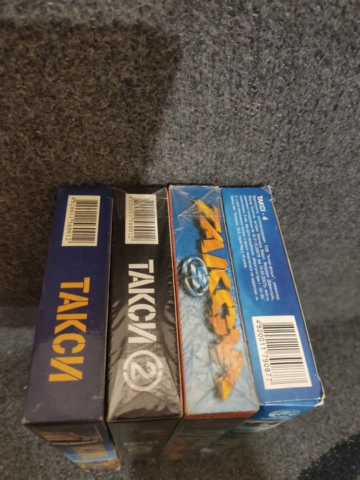 Продам видеокассеты Такси 1-4 VHS Відеокасети