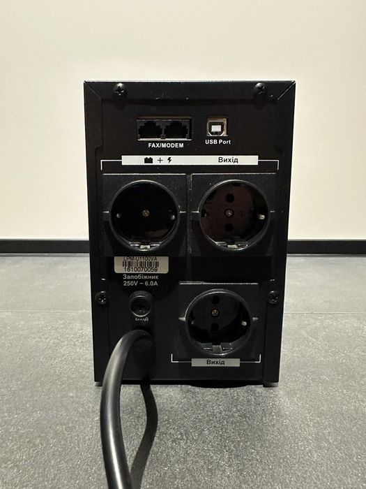 ДБЖ LogicPower LPM-U1100VA 770W на батареях 2025 року (безперебійник)