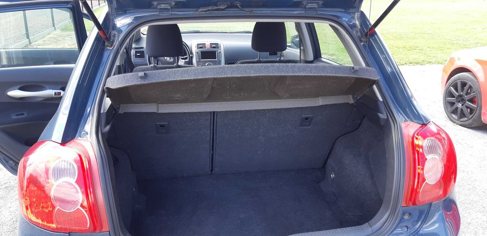 Toyota Aursi 2.0 D4D